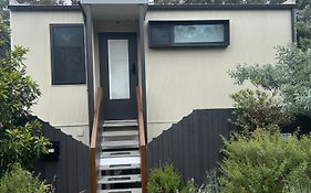 Bushland Setting Close To Sydney Cbd- Stand Alone Apartment